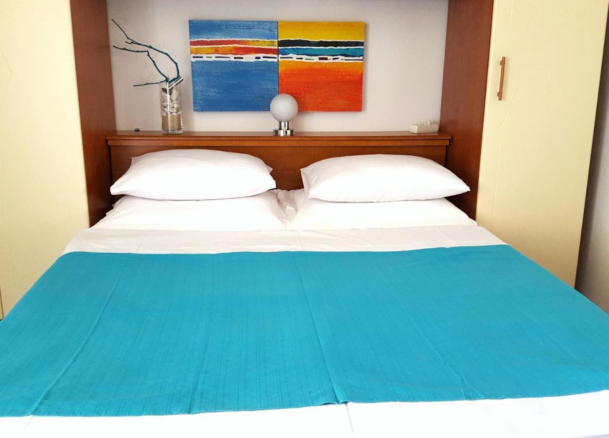 Rooms Kata Ровінь Екстер'єр фото
